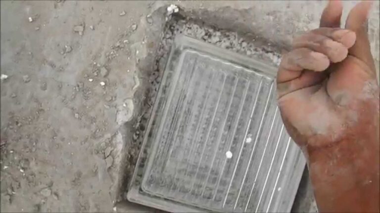 Dise&ntilde;o Moderno: Cerramientos Exteriores con Claraboyas de Vidrio