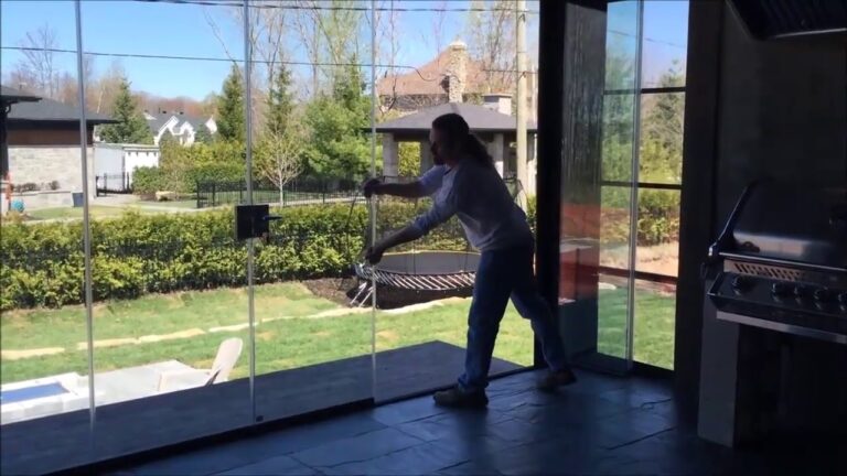 Apertura Total: Disfruta con Cortinas de Cristal