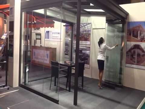 Protecci&oacute;n Garantizada: Ventajas de las Cortinas de Cristal