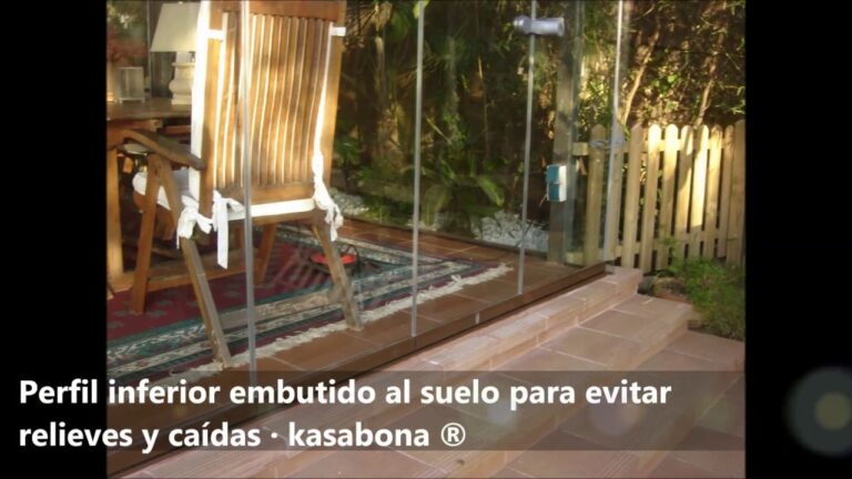 Transformaci&oacute;n del Espacio: Innovaci&oacute;n en Dise&ntilde;o de Interiores con Cortinas de Cristal