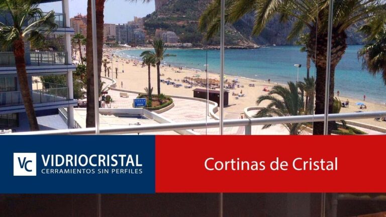 Dise&ntilde;os Personalizados de Cortinas de Cristal para Terrazas
