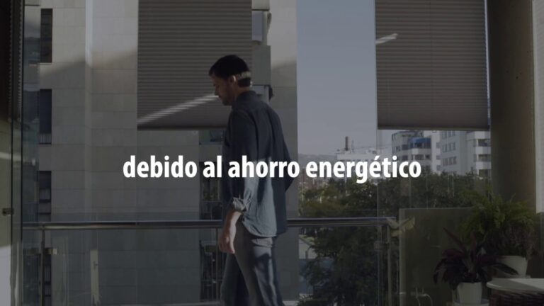 Ventajas de las Cortinas de Cristal en Interiores